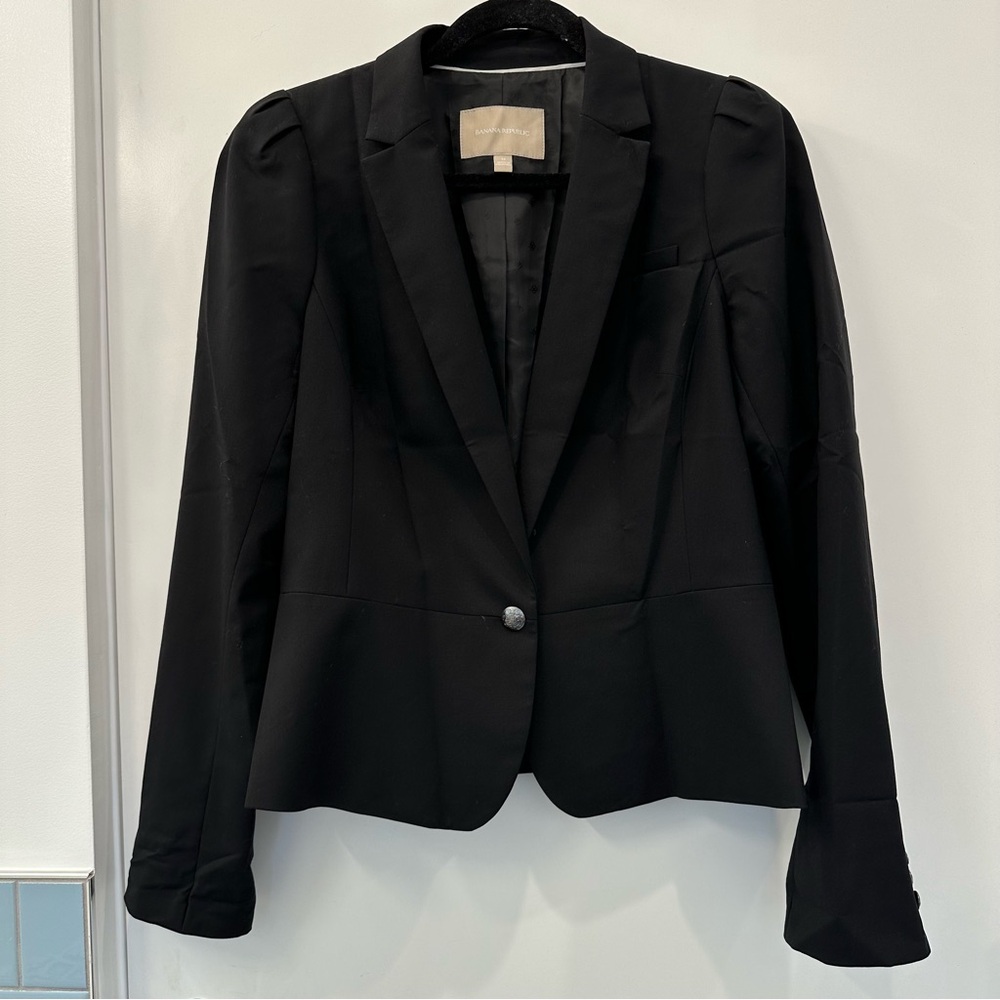 NWOT BANANA REPUBLIC WOMEN’S BLACK WOOL BLAZER SIZE 12